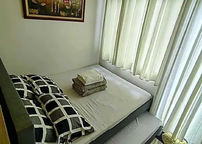 Aleahs Staycation 5* Manila